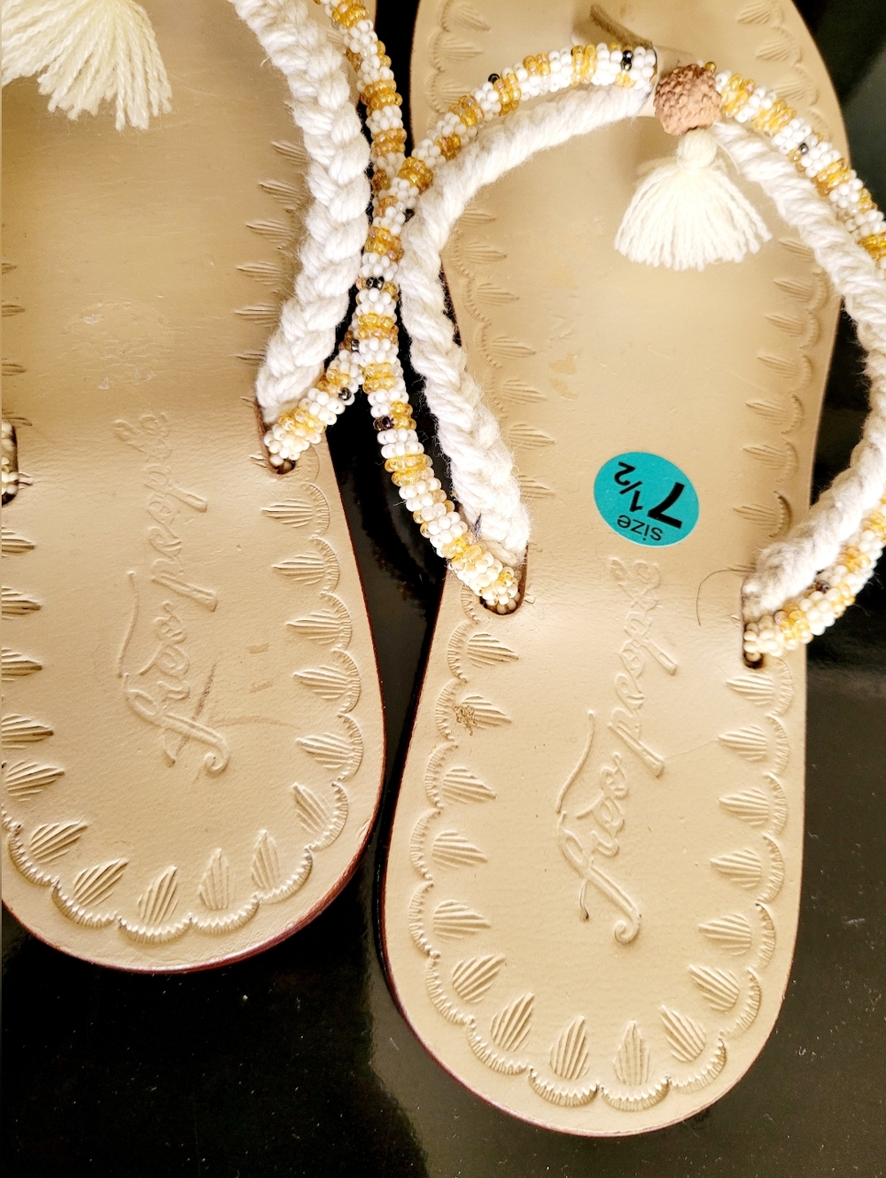 Free People Menorca Boho Braided Tassel Thong Sandals Cream Leather US 7-7.5 - Picture 11 of 16